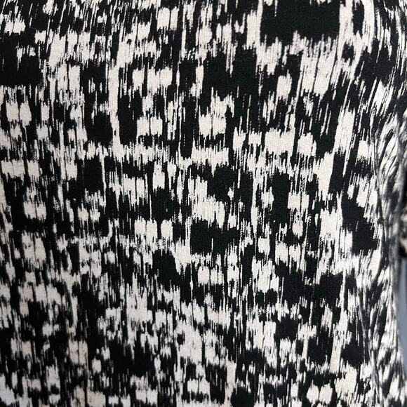 J. Jill Wearever Collection Black/White Print Knit Dress MP Slinky Stretchy - Picture 4 of 5